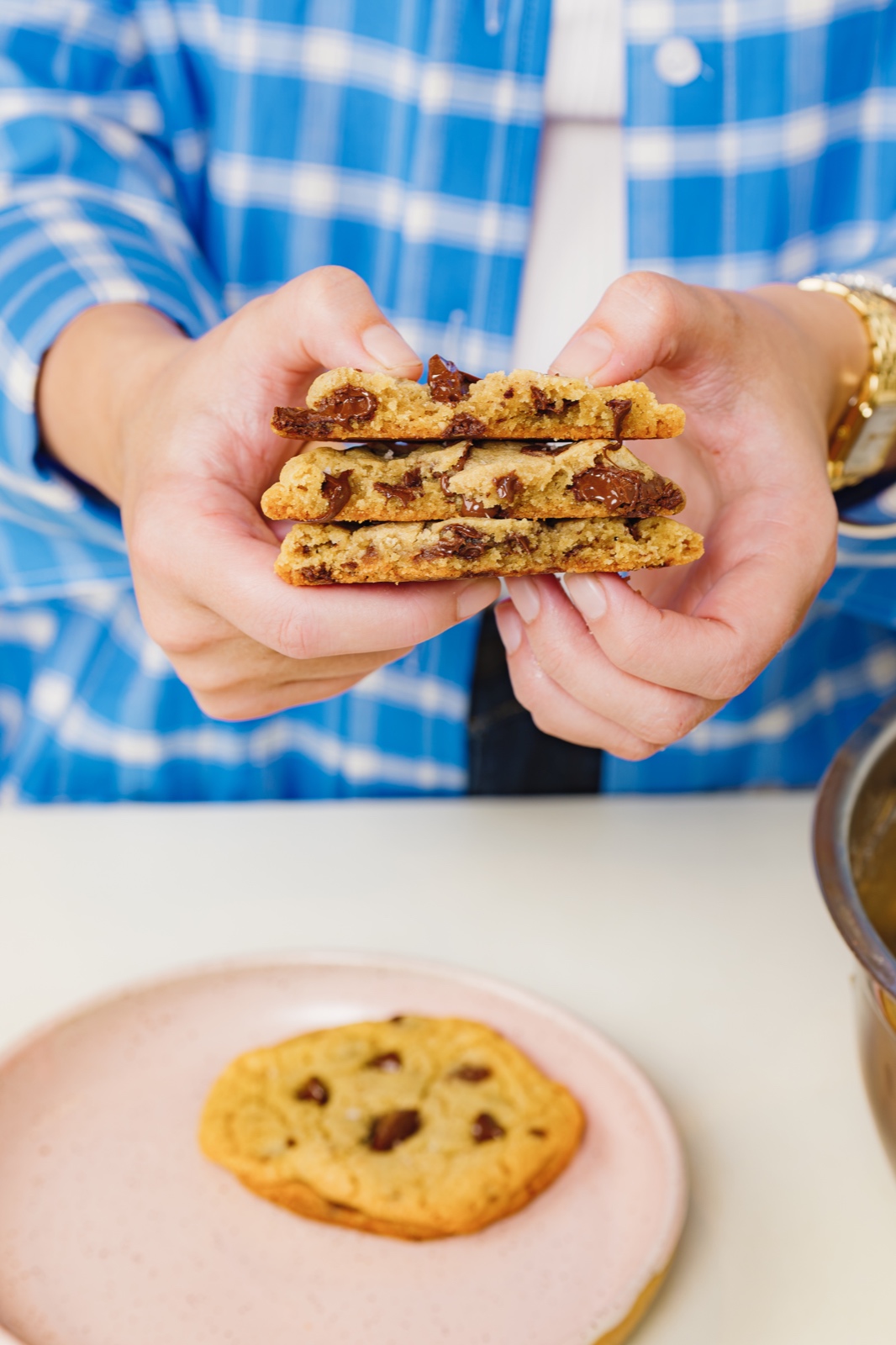 Bakery Style Chocolate Chip Cookies