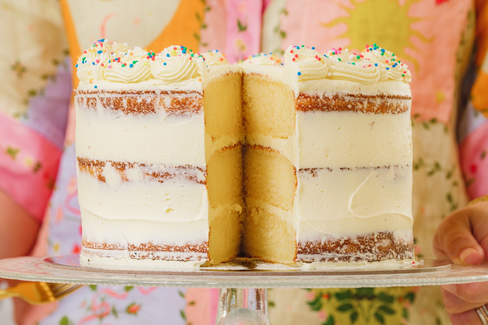 Naked Layer Cake (close-up)